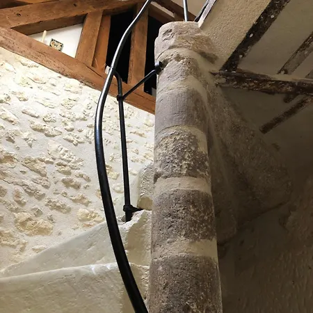 Ferme De La Simonniere לינה וארוחת בוקר מונטניה-או-פרש